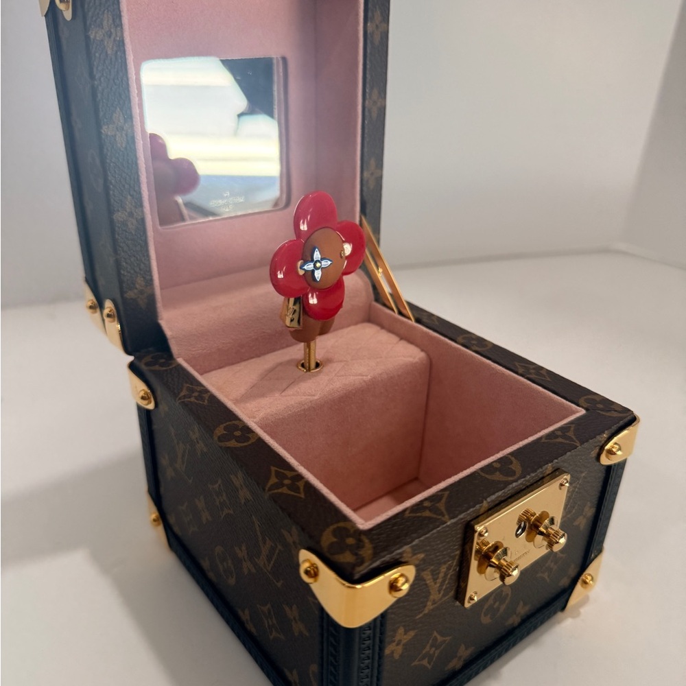 Louis Vuitton Vivienne Music Box